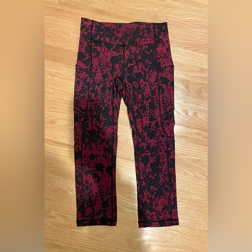 Lululemon pants size 6